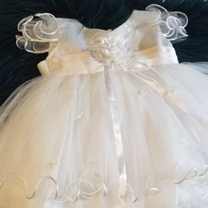 Little Princess Christening Gown & Bonnet: White